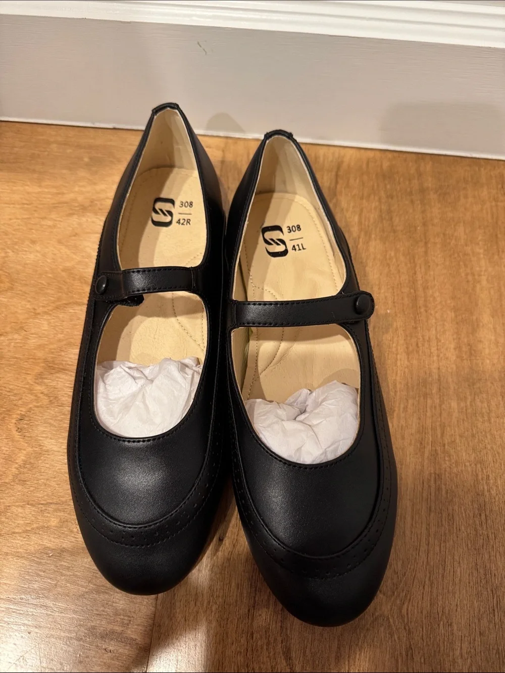 Classic Black Mary Jane Flats for Women with Strap